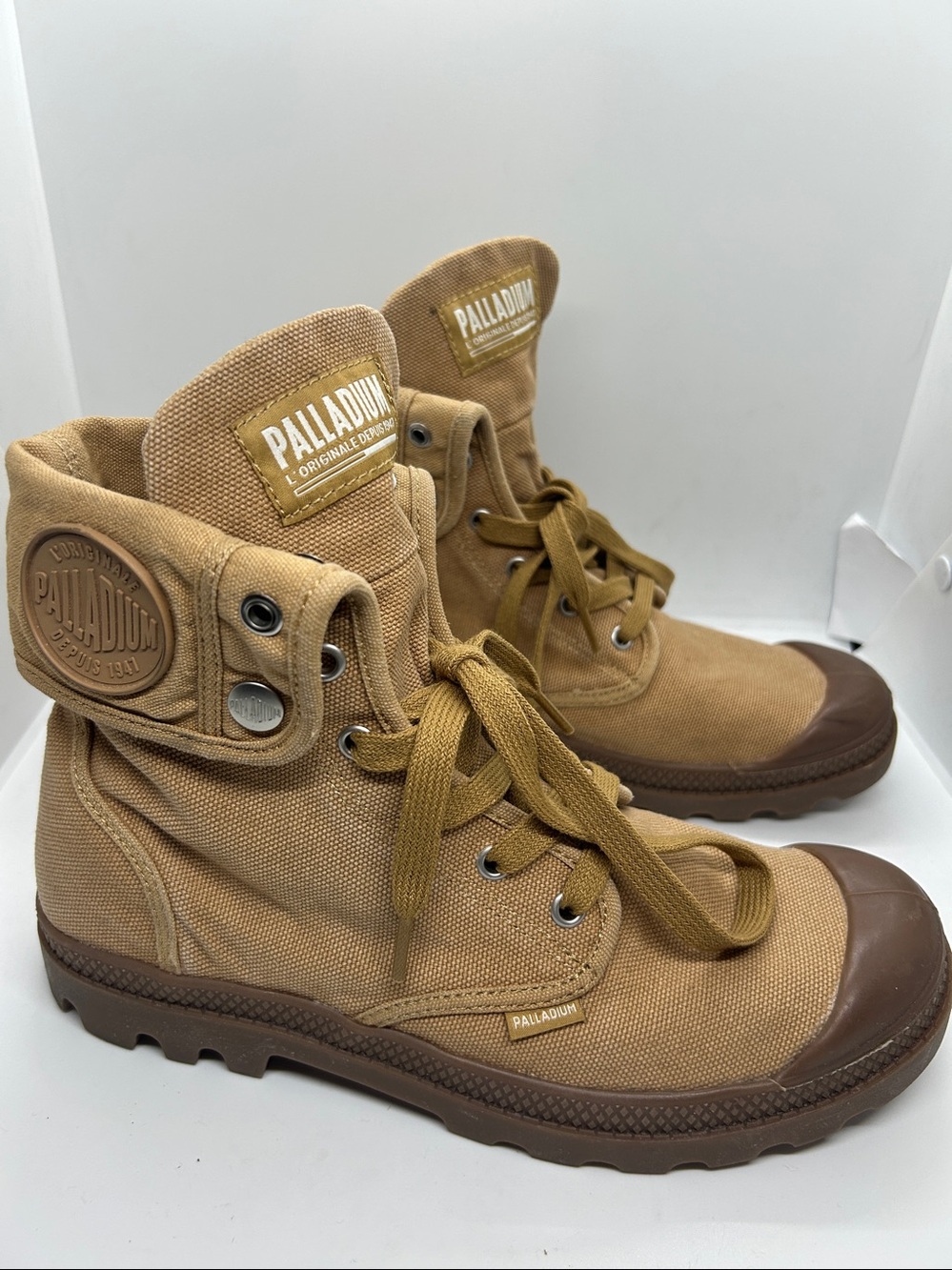 Palladium Women’s Pampa Baggy Wax 02353-209 Woodlin Canvas Boots  Size 8